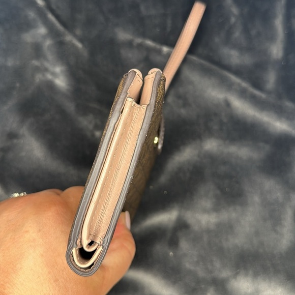 Michael Kors Double Zip Wallet Wristlet Leather Brown and Ballet Pink - Picture 4 of 10